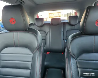 Car image 23