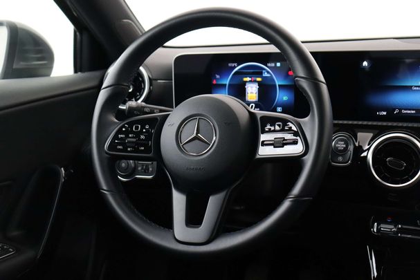 Mercedes-Benz A 180 101 kW image number 21