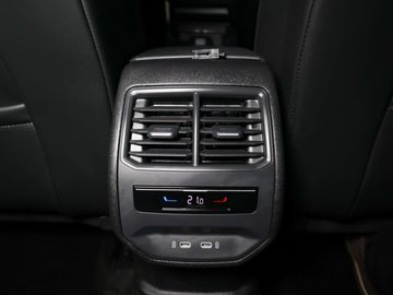 Car image 41