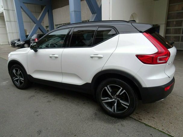 Volvo XC40 T4 140 kW image number 14