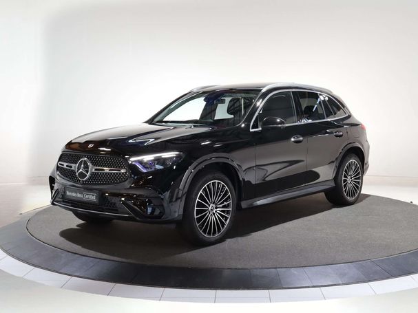 Mercedes-Benz GLC 300 e AMG Line 4Matic 230 kW image number 28