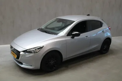 Car image 2