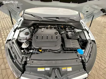 Car image 31