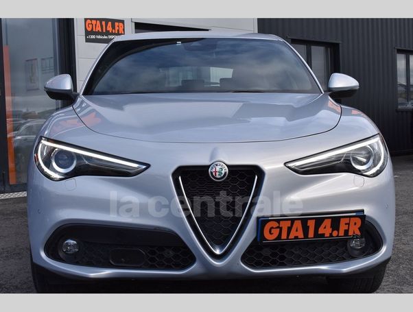 Alfa Romeo Stelvio 2.2 Diesel AT8 Q4 Super 140 kW image number 3