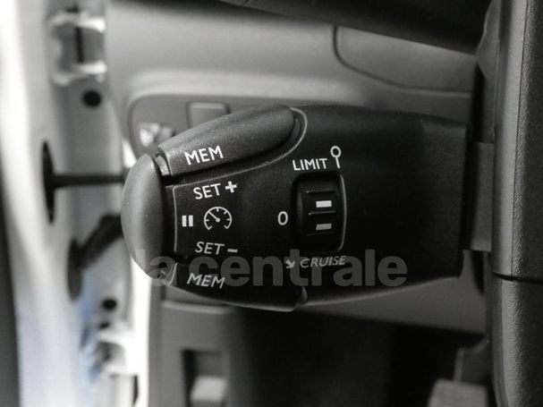 Citroen C3 Pure Tech 83 S&S C-Series 61 kW image number 15