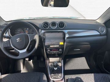 Car image 10