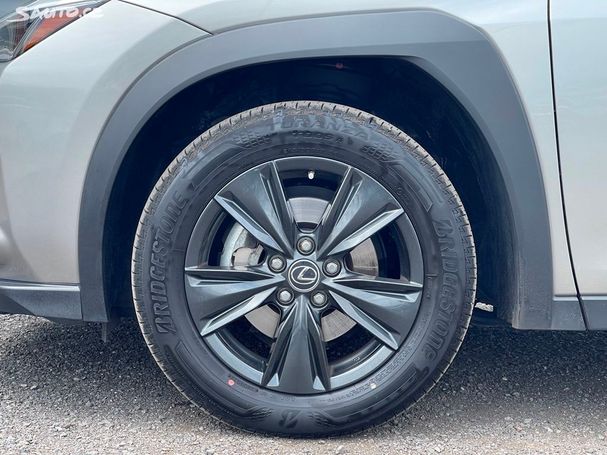 Lexus UX 250h 135 kW image number 10