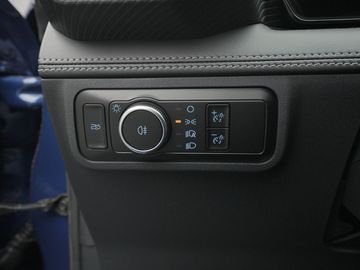 Car image 38