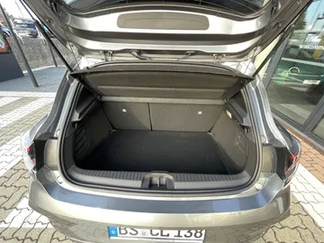 Car image 48