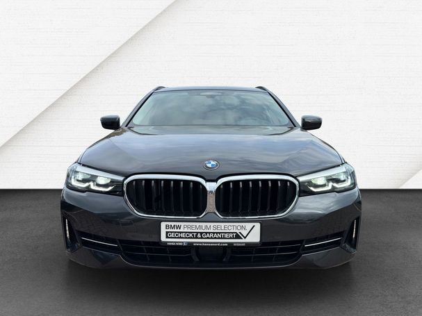 BMW 520d Touring 140 kW image number 2