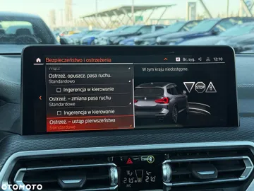 Car image 40