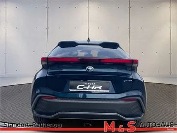 Car image 4