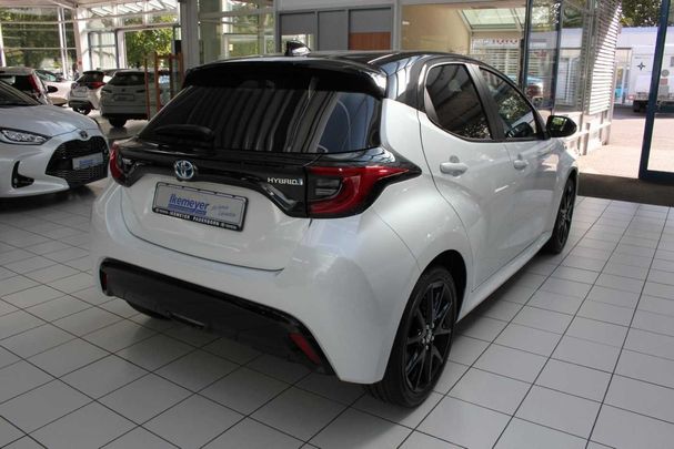 Toyota Yaris 1.5 Hybrid 85 kW image number 3