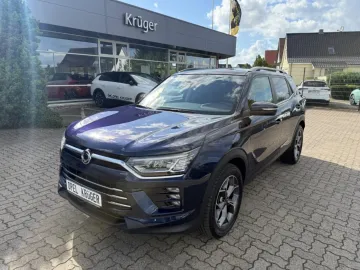 Car image 25