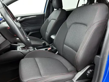 Car image 29