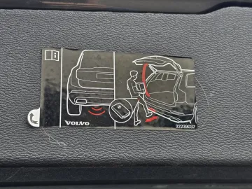 Car image 34