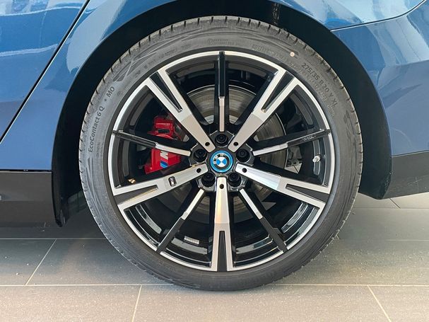 BMW i5 eDrive40 M Sport Pro 250 kW image number 6