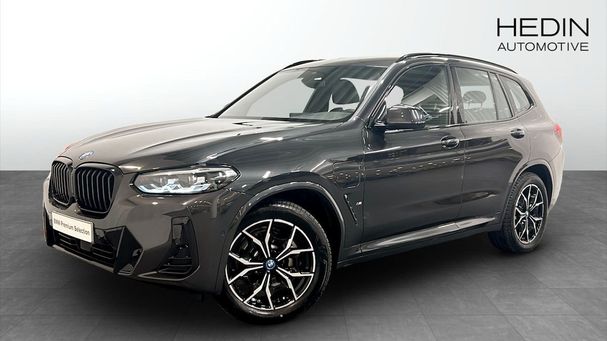 BMW X3 30e xDrive 216 kW image number 1