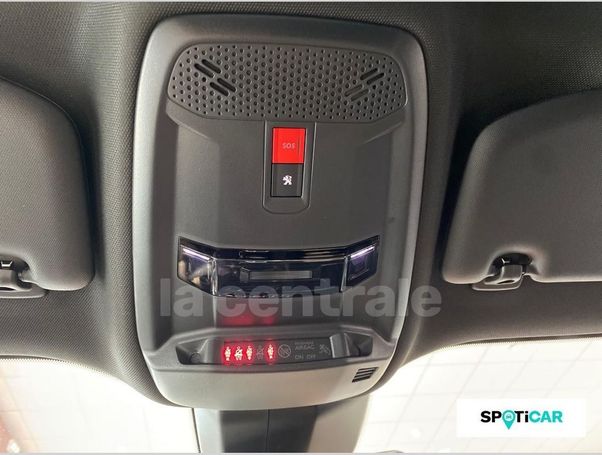 Peugeot 2008 e 50 kWh 100 kW image number 21