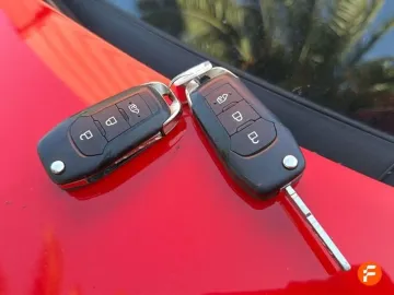 Car image 22
