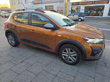 Car image 2