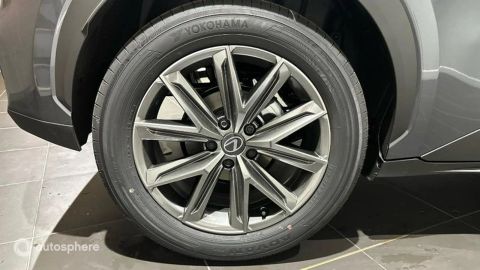Car image 20