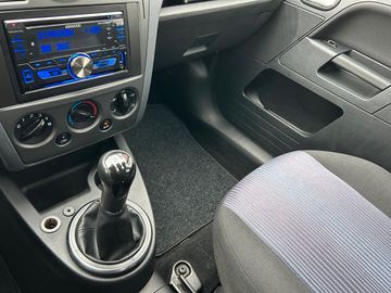 Car image 26