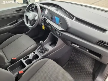 Car image 27