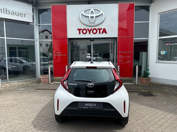 Toyota Aygo X 53 kW image number 11