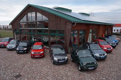 Car image 47
