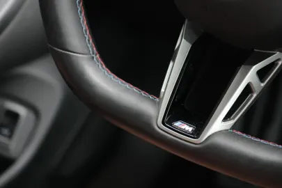Car image 36