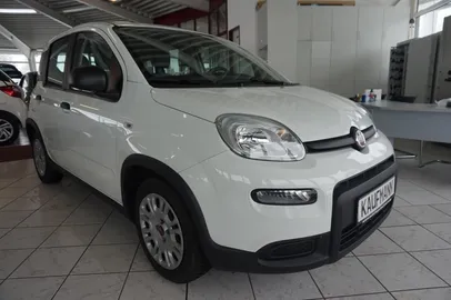 Car image 18
