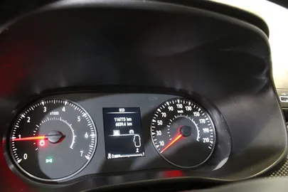 Car image 36