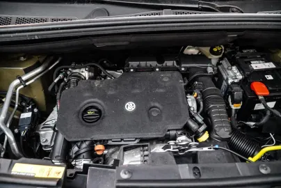 Car image 33