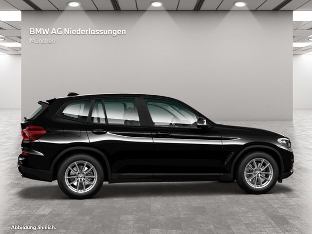 BMW X3 xDrive20i 135 kW image number 11