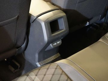 Car image 41