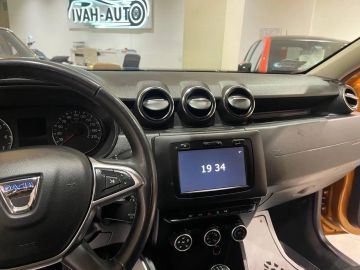 Car image 29