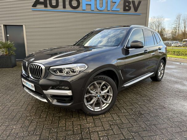 BMW X3 xDrive30e 215 kW image number 1