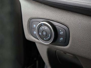 Car image 33