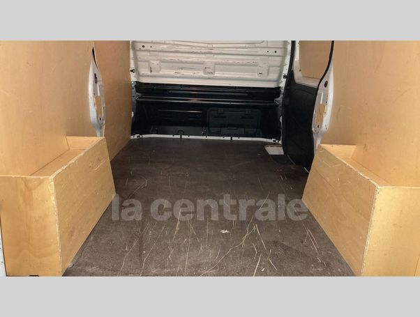 Renault Trafic DCi 120 L2H1 88 kW image number 11