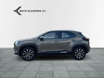 Car image 4