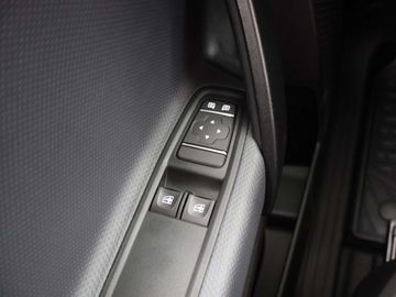 Car image 36