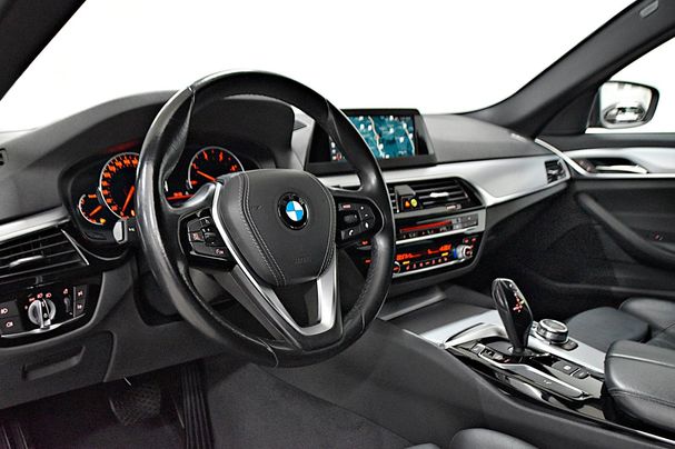 BMW 520d Touring 140 kW image number 6