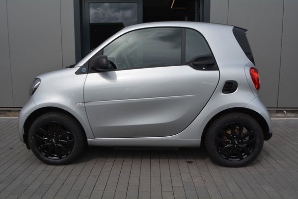 Smart ForTwo coupe EQ 60 kW image number 22