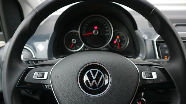 Volkswagen up! 48 kW image number 11