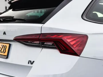 Car image 45
