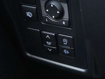 Car image 37