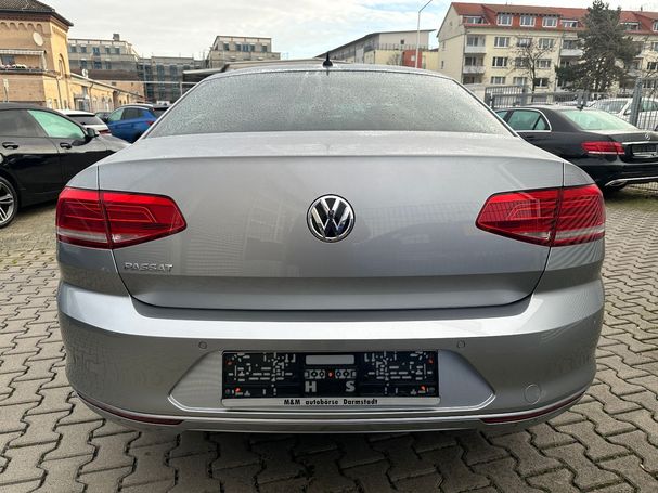 Volkswagen Passat 110 kW image number 18