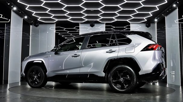 Toyota RAV 4 2.5 Hybrid 160 kW image number 1