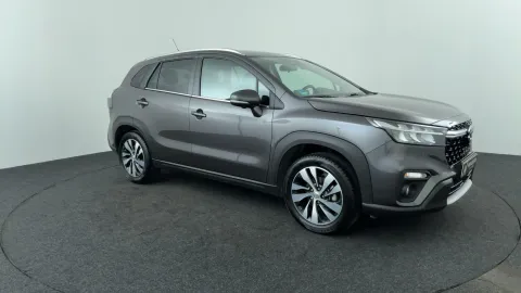 Car image 3